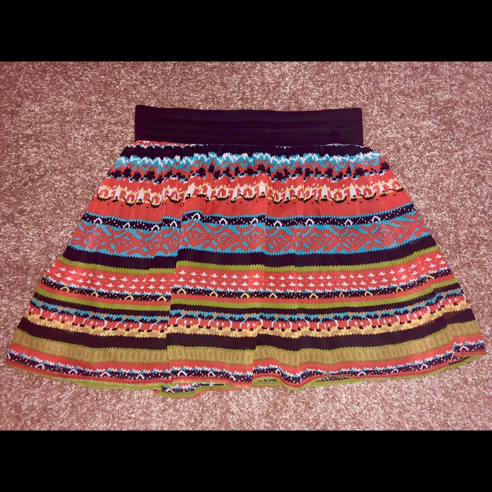 dELIA’s Multi-Colored Tribal Print Skater Skirt 🔆
